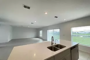 228 Aquamarine Ln, Kissimmee, FL 34758 - Photo 6