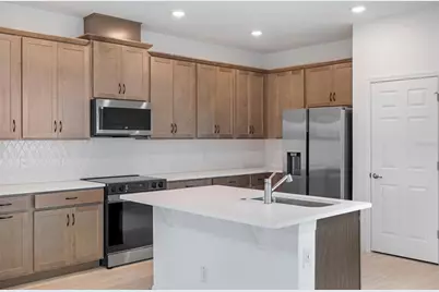 490 Winsome Alley, Groveland, FL 34736 - Photo 2