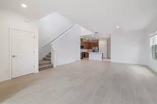 490 Winsome Aly, Groveland, FL 34736 - Photo 4