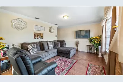 1073 Woodman Way, Orlando, FL 32818 - Photo 4