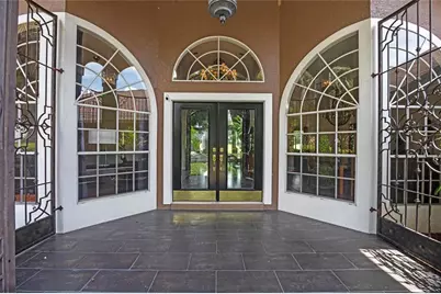 6631 Crenshaw Drive, Orlando, FL 32835 - Photo 2