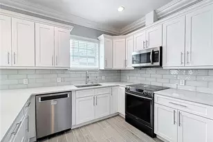 731 Guernsey St, Orlando, FL 32804 - Photo 10