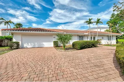 568 Venice Lane, Sarasota, FL 34242 - Photo 1
