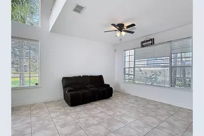 2460 The Oaks Boulevard, Kissimmee, FL 34746 - Photo 12