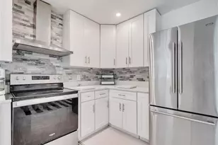 4754 Lake Shore Dr, Saint Cloud, FL 34772 - Photo 22