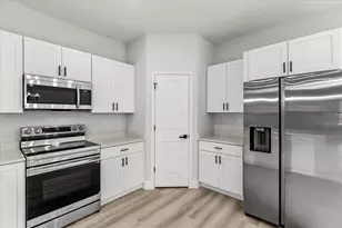 1950 SW 160th Pl, Ocala, FL 34473 - Photo 16