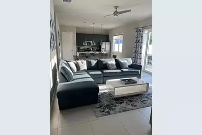 7740 Sandy Ridge Drive #102, Reunion, FL 34747 - Photo 4