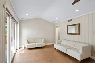 1228 Spring Lake Dr, Orlando, FL 32804 - Photo 18