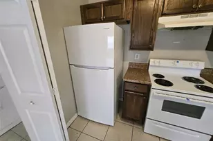 3112 Gordon Ct, Tampa, FL 33619 - Photo 6