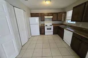3112 Gordon Ct, Tampa, FL 33619 - Photo 2