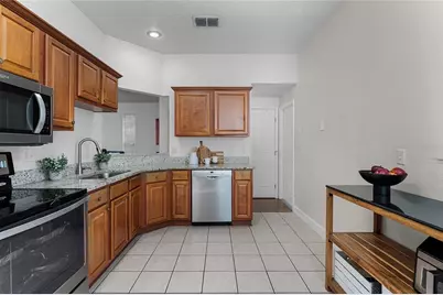 2416 Formosa Avenue, Orlando, FL 32804 - Photo 12