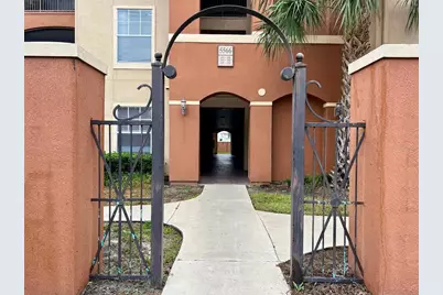 5566 Metrowest Boulevard #2-105, Orlando, FL 32811 - Photo 2