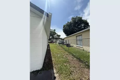 7219 Edgewater Shores Court, Orlando, FL 32810 - Photo 12