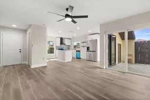 443 Hunter Cir, Kissimmee, FL 34758 - Photo 4