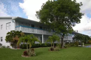 19 Newport A, Deerfield Beach, FL 33442 - Photo 4