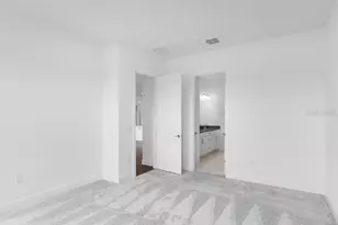 938 Tassleflower Trl, Saint Cloud, FL 34771 - Photo 22