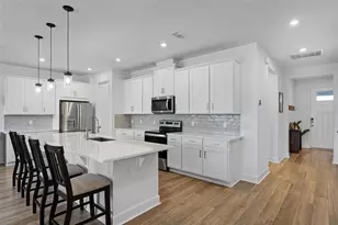 2936 Wild Mulberry Dr, Clermont, FL 34711 - Photo 4