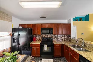 5624 Indialantic Dr, Orlando, FL 32808 - Photo 10