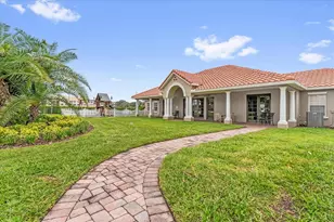 516 Brunello Dr, Davenport, FL 33897 - Photo 32