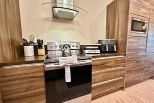 7533 Brooklyn Dr, Kissimmee, FL 34747 - Photo 8