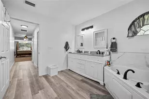 12404 SW 31 Ave, Archer, FL 32618 - Photo 16