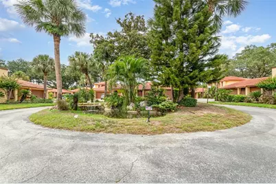 5031 Nassau Circle #8, Orlando, FL 32808 - Photo 2