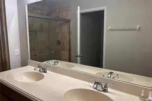 8111 Alamosa Wood Ave, Ruskin, FL 33573 - Photo 14