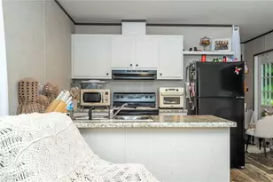 36720 Emeralda Island Rd, Leesburg, FL 34788 - Photo 16