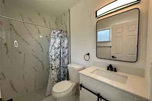 1060 Mariposa Dr NE, Palm Bay, FL 32905 - Photo 16