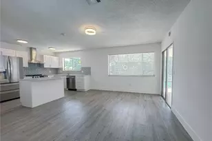 1060 Mariposa Dr NE, Palm Bay, FL 32905 - Photo 6