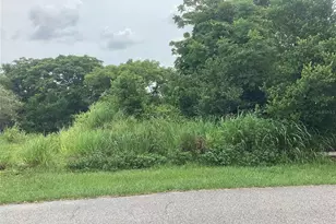 2055 E Prairie Cir, Deltona, FL 32725 - Photo 1