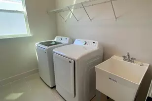 9493 Emerald Berry Dr, Winter Garden, FL 34787 - Photo 10