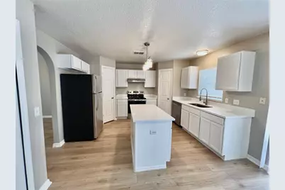 1418 Sarasota Drive, Kissimmee, FL 34759 - Photo 4