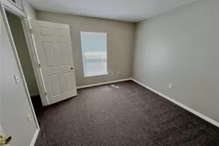 1418 Sarasota Dr, Kissimmee, FL 34759 - Photo 10