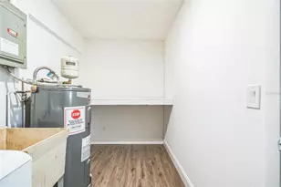 1811 Queen Palm Dr, Edgewater, FL 32132 - Photo 24