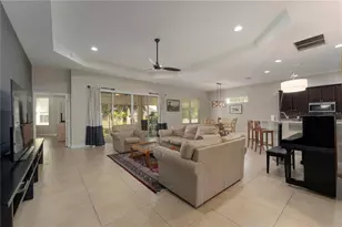 5007 Belted Kingfisher Dr, Oxford, FL 34484 - Photo 2