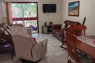 2806 N Powers Dr, Orlando, FL 32818 - Photo 6