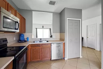 1040 Cannock Drive, Kissimmee, FL 34758 - Photo 8