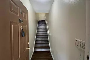 17952 Villa Creek Dr, Tampa, FL 33647 - Photo 2