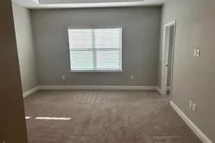 2435 Standing Rock Cir, Oakland, FL 34787 - Photo 14