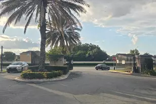 3351 Whitestone Cir, Kissimmee, FL 34741 - Photo 4