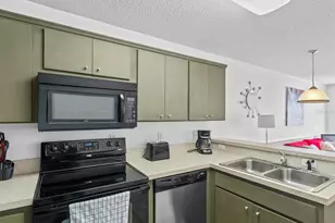 699 Lake Marion Golf Resort, Kissimmee, FL 34759 - Photo 10