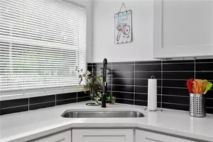 4713 S Myrtle View Dr S, Mulberry, FL 33860 - Photo 8