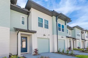 1030 Plantation Ln, Davenport, FL 33896 - Photo 1