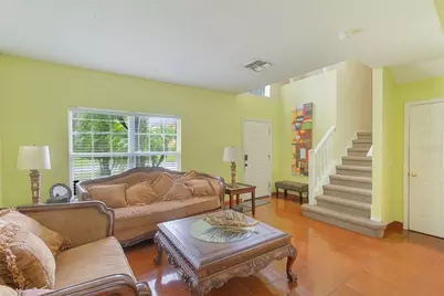 1139 Cambourne Drive, Kissimmee, FL 34758 - Photo 4