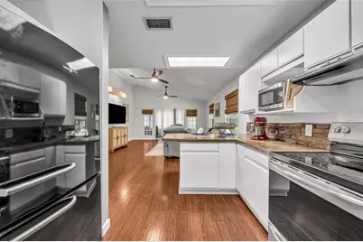 31100 Pocono St, Sorrento, FL 32776 - Photo 16