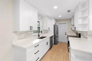 5310 Pineview Way, Apopka, FL 32703 - Photo 10