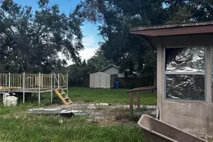 10004 Vaughn St, Gibsonton, FL 33534 - Photo 16