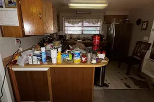 10004 Vaughn St, Gibsonton, FL 33534 - Photo 8