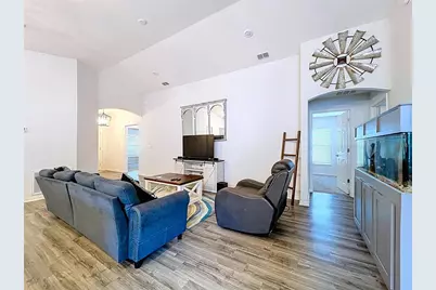 517 Scenic Bluff Boulevard, Lake Wales, FL 33853 - Photo 6